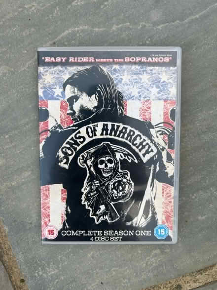 Photo of free Sons Of Anarchy season 1 DVDs (SM4, Morden) #1