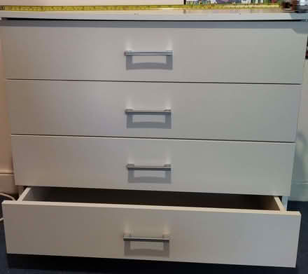 Photo of free White chest of drawers (Jesmond NE2) #1