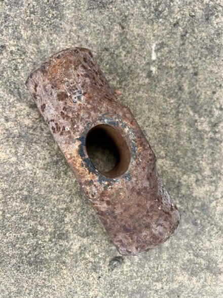 Photo of free 7lb Sledge hammer head (Kelvedon Hatch CM15) #2