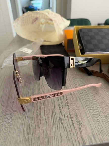 Photo of free Random dupes (Mansfield NG19 6LJ) #2