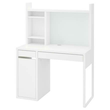 Photo of free MICKE children's desk (Wolverton MK13) #1