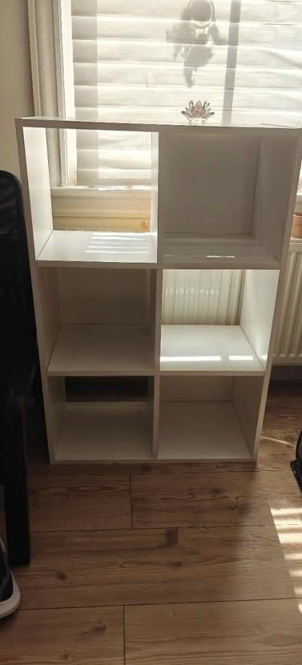 Photo of free Cube shelf (Bushey WD19) #2
