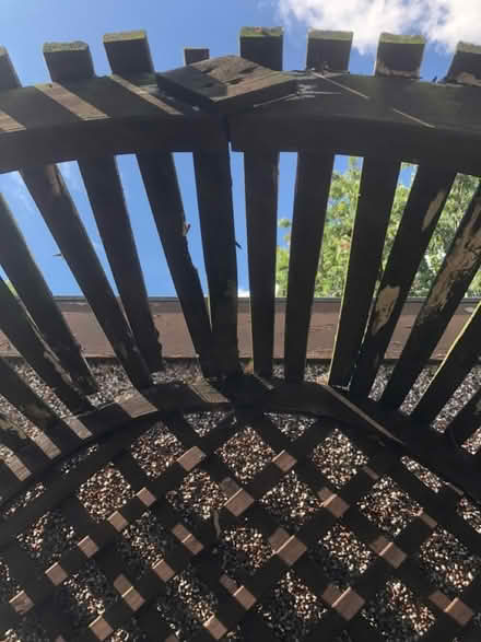 Photo of free Garden arbour seat (Kidderminster DY10) #4