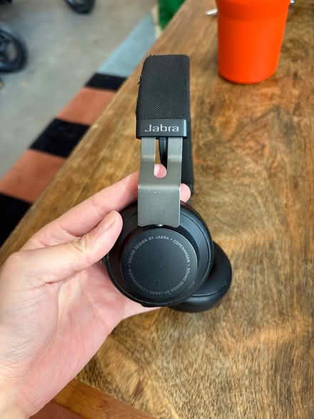 Photo of free jaba headphones ripped (Ballard) #3