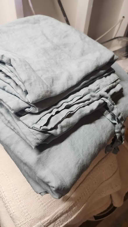 Photo of free Twin XL bedding and King duvet set (Darien) #4