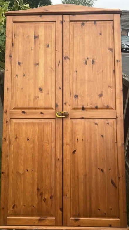 Photo of free wardrobe (Barlborough, S43 4WH) #1