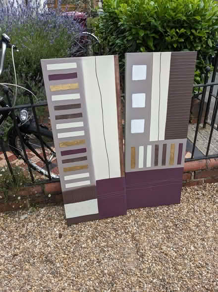 Photo of free Two canvases (Earley RG6) #1