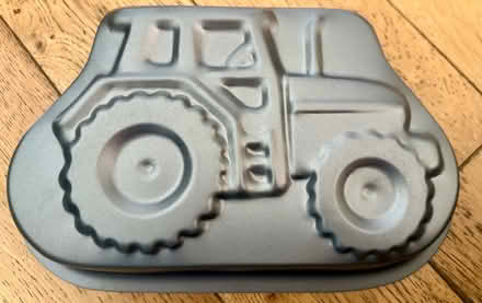 Photo of free Tractor Baking Tin (Goffs Oak EN7) #1