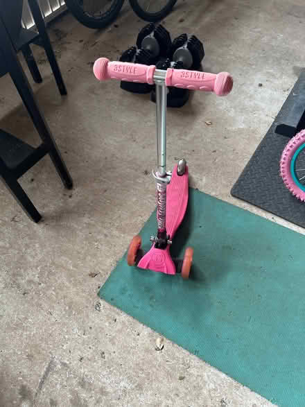 Photo of free Scooter age 4-7 (Malkins Bank CW11) #2