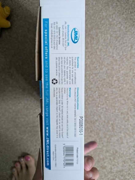 Photo of free White snap screen bug net (Dean Court OX2) #3