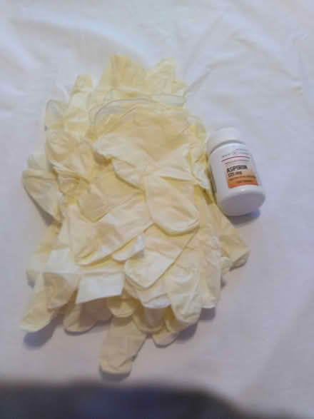 Photo of free Misc household items (60th cedar ave 19143) #1