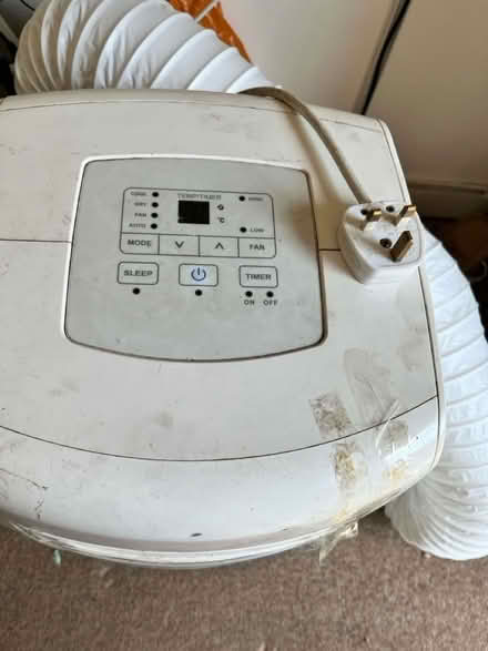 Photo of free Air conditioning unit (CR4) #2