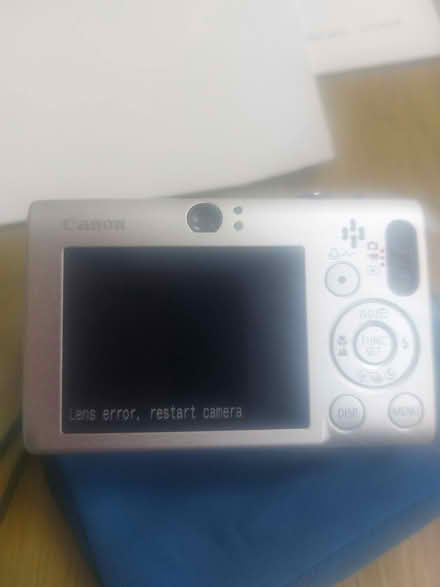 Photo of free Cannon digital camera - faulty (Kempsey WR5) #3