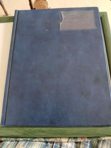 Photo of free A4 clear leaf folder (Minster Lovell OX29) #1