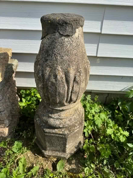 Photo of free statue (West Springfield) #1