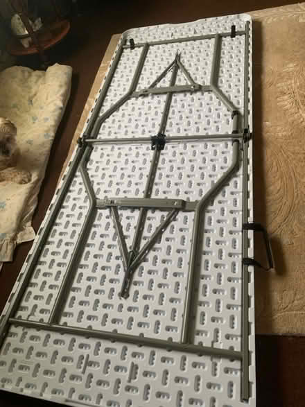 Photo of free Fold away picnic table (Bucknell SY7) #2