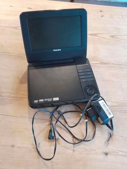Photo of free portable Philips DVD player with EU plug and case (Woodingdean BN2) #1