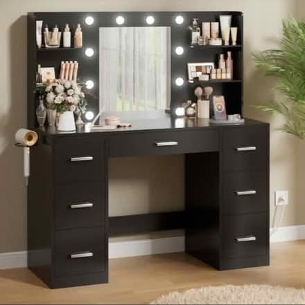 Photo of Salon Equipment (e7 9pt) #1