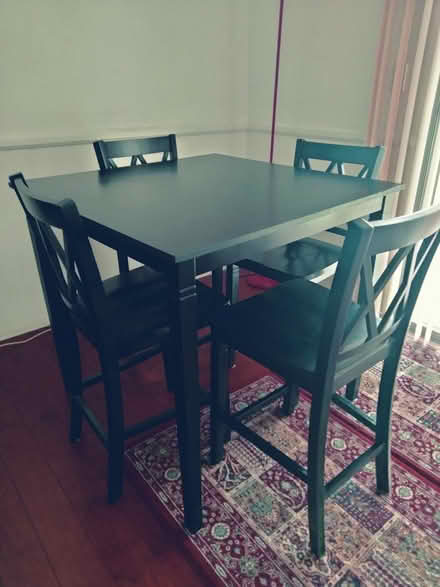 Photo of free Sofa and Dining Table with 4 chairs (Long Beach Ca Zafaria area) #4
