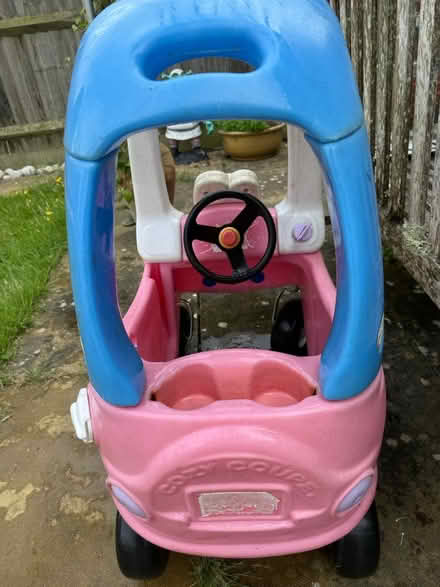 Photo of free Little Tykes Car (Hatfield AL10) #3