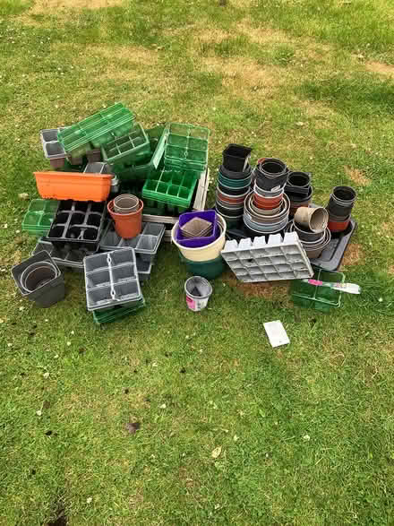 Photo of free Plant pots (CW2) #1