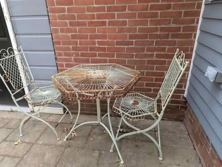 Photo of free Metal bistro set (Converse Street, Longmeadow) #1