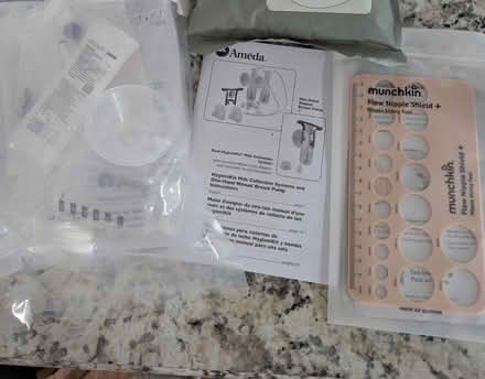 Photo of free breast pump & nipple size guide (Shell gas station, Hampton NJ) #1
