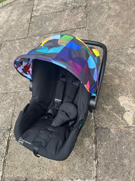 Photo of free Baby Car Seat and car fixings (Uxbridge UB8) #4