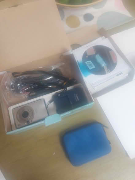 Photo of free Cannon digital camera - faulty (Kempsey WR5) #2