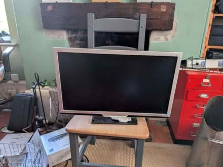 Photo of free 27in computer monitor with minor malfunction (Tynemouth NE30) #1
