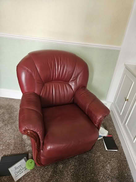Photo of free Red leather sofa and chairs (Colley Gâte B63) #2
