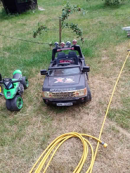 Photo of free Children's Battery off roader car (Thurgoland S35) #1