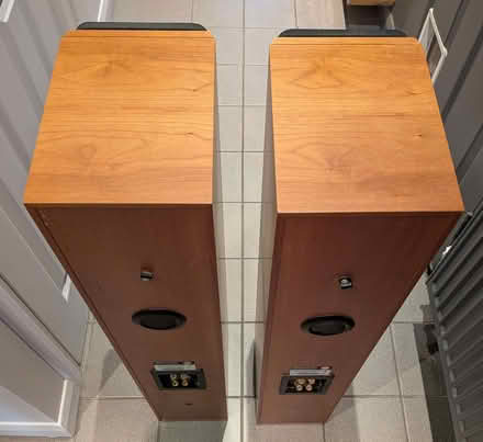 Photo of free Pair of TANNOY REVOLUTION R2 hi-fi speakers (Surrey Quays SE16) #3