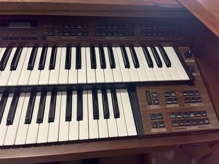 Photo of free GEM Electric Organ – you haul (Lake Oswego, OR) #1