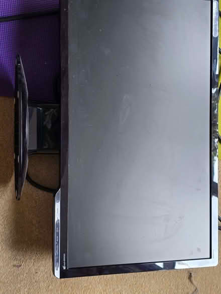 Photo of free Computer monitor/screen (Motspur Park KT3) #2