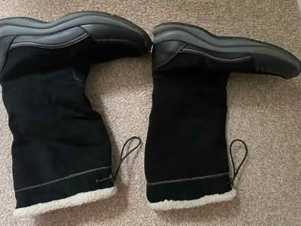 Photo of free Winter boots (Lindford GU35) #2
