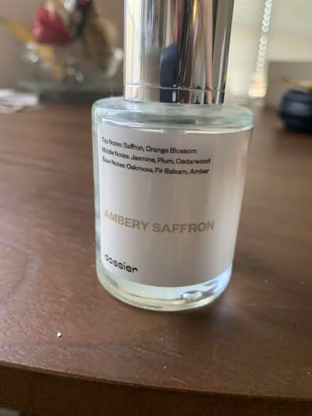 Photo of free Dossier Ambrey Saffron perfume (Dupont) #1