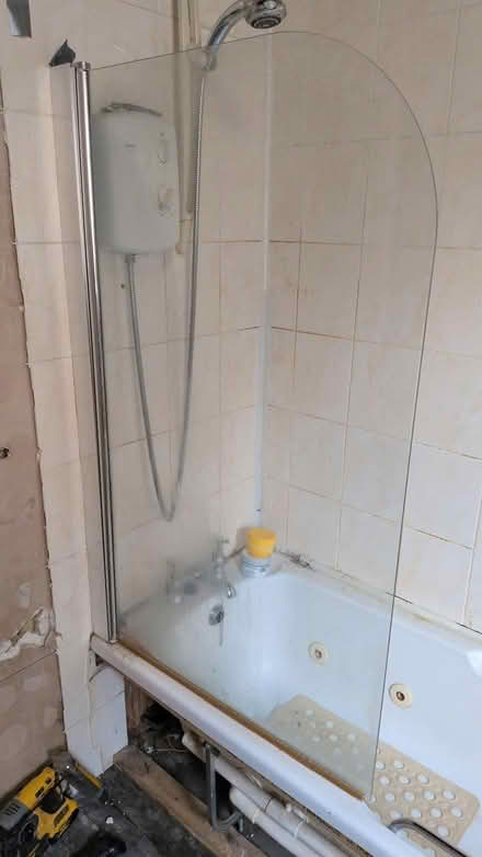 Photo of free Shower screen (Ilkeston DE7) #1