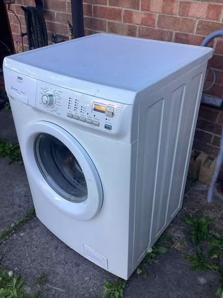 Photo of free Washing machine (Radcliffe NG12) #1