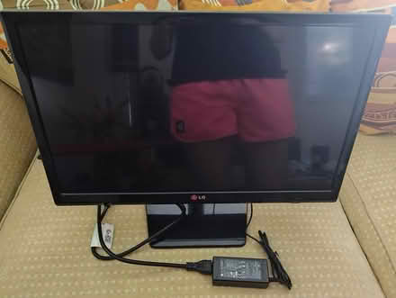 Photo of free LG Monitor 22" (Chilworth, SO16) #1