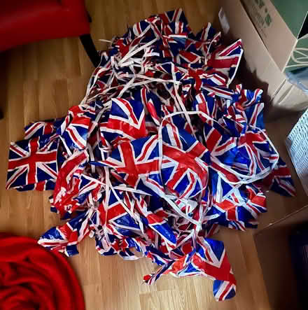 Photo of free Union Jack bunting and 3 small flags (North Watford WD25) #1
