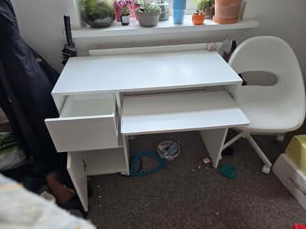 Photo of free Desk and chair. (Blaenavon NP4) #1