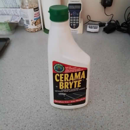 Photo of free Cerama Brite Cooktop Cleaner (Uplands / Riverside) #1