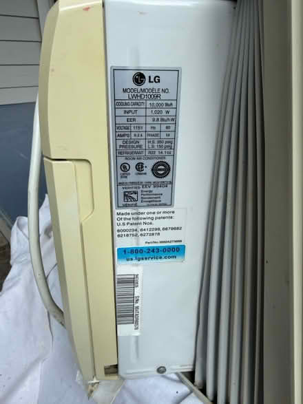 Photo of free LG Air Conditioner unit (West Hill) #1