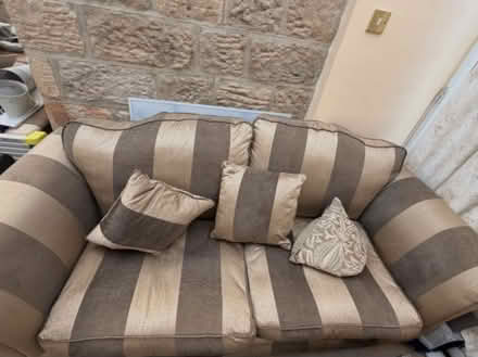 Photo of free Sofa plus 2 chairs (HG2) #3