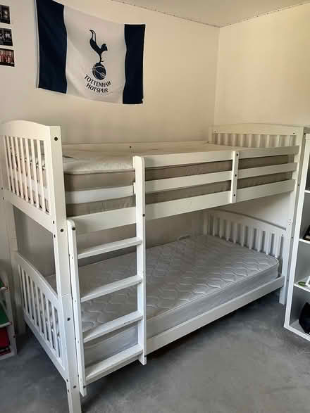Photo of free Bunk beds with 2 matresses (IG5) #1