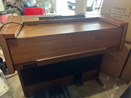 Photo of free GEM Electric Organ – you haul (Lake Oswego, OR) #4