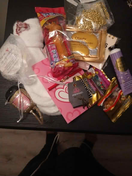 Photo of free Random Trinkets (Lake Ridge) #1