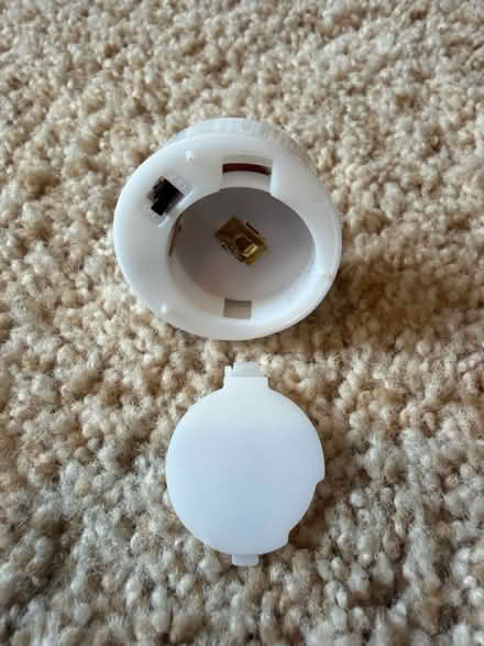 Photo of free LED Tealights (Norbeck and Layhill Roads) #4