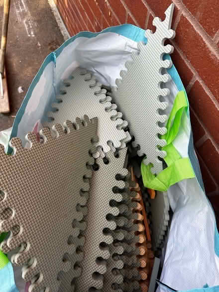 Photo of free Soft Floor pieces for child play area (North Hinksey OX2) #2